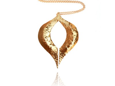Venus pendant from blingsense